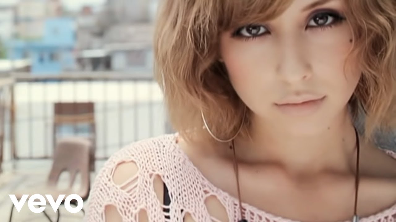 Full Lyric And English Translation Of 好きだから Beni